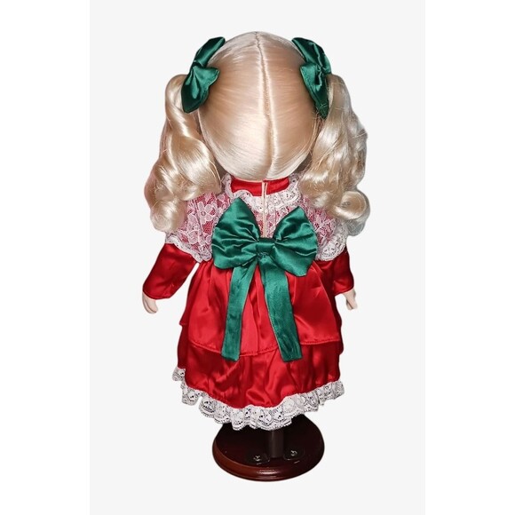 Precious Moments 16" Christmas Doll MELISSA Amway Exclusive Limited 4000 Box COA - Picture 4 of 8